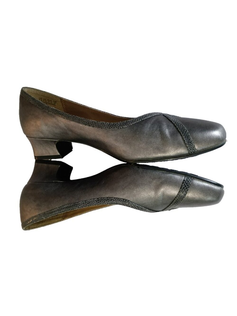 Hush Puppies Soft Style Women's Low Heel Pumps Pewter Gray - 9.5M EUC